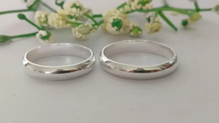 Dúo de anillos de compromiso en plata 925 con circonia – Diseño moderno