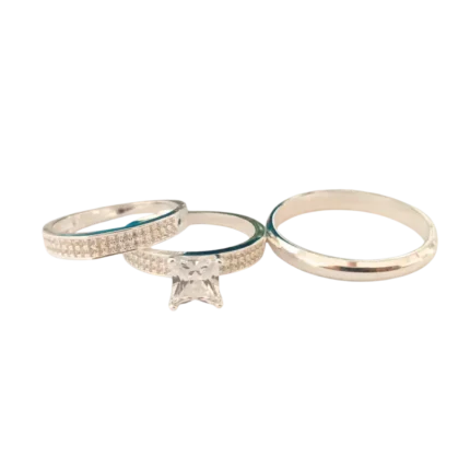 Dúo de anillos de matrimonio con circonia en plata italiana 925 – Estilo moderno