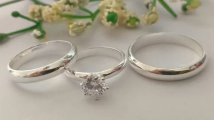 Dúo de anillos de matrimonio en plata 925 con circonia – Diseño elegante