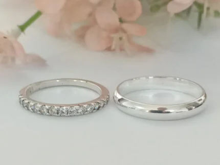 Trío de anillos de compromiso con circonia en plata 925 con baño de oro – Diseño elegante