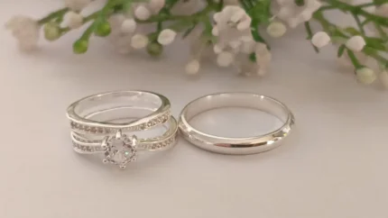 Trío de anillos de promesa con circonia en plata 925 – Estilo moderno